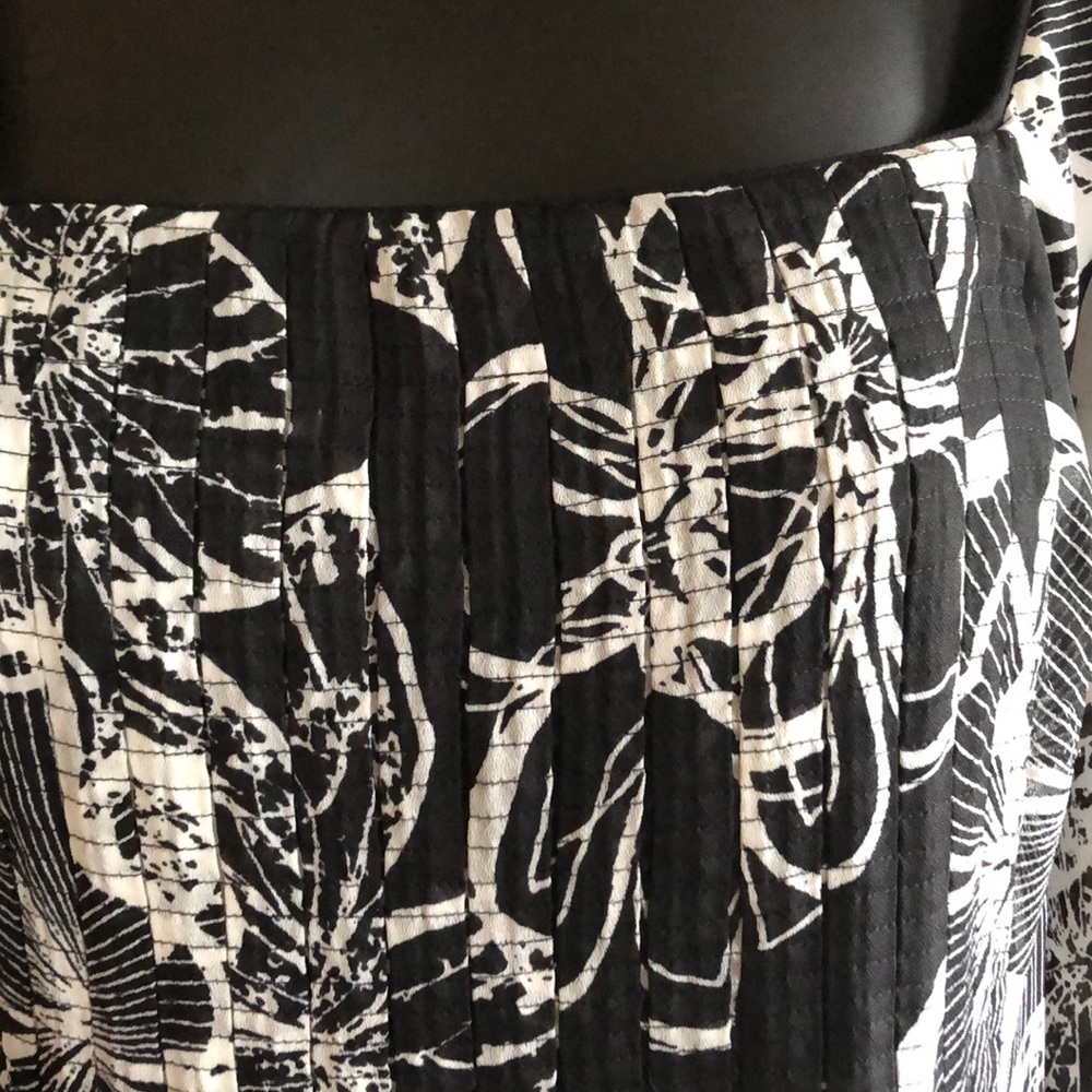 Loft Blouse - Picture 2 of 5
